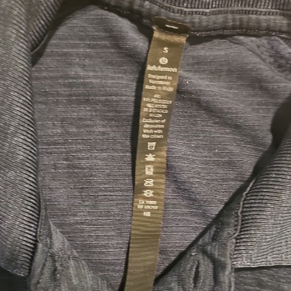 Lululemon Mens Size Small Polo - Picture 2 of 6
